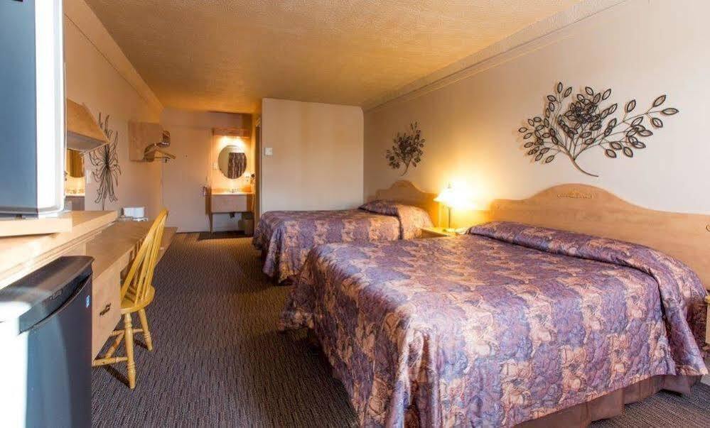 Travelodge By Wyndham ドラモンビル エクステリア 写真